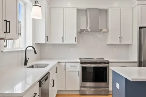 67 Groton Road Nashua NH 03062