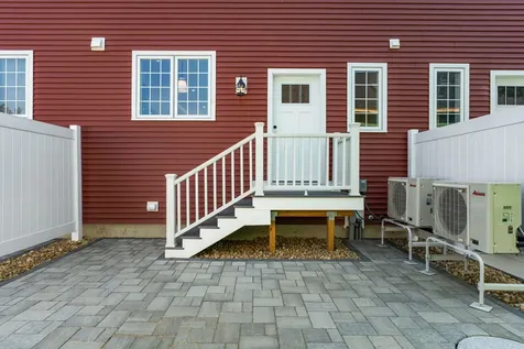 67 Groton Road Nashua NH 03062