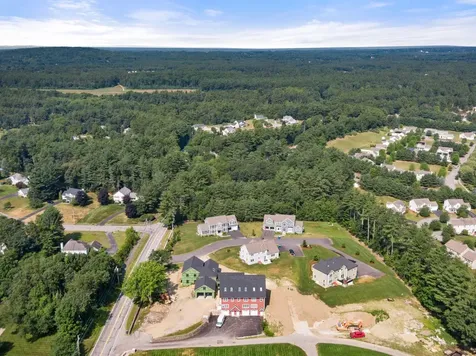 67 Groton Road Nashua NH 03062