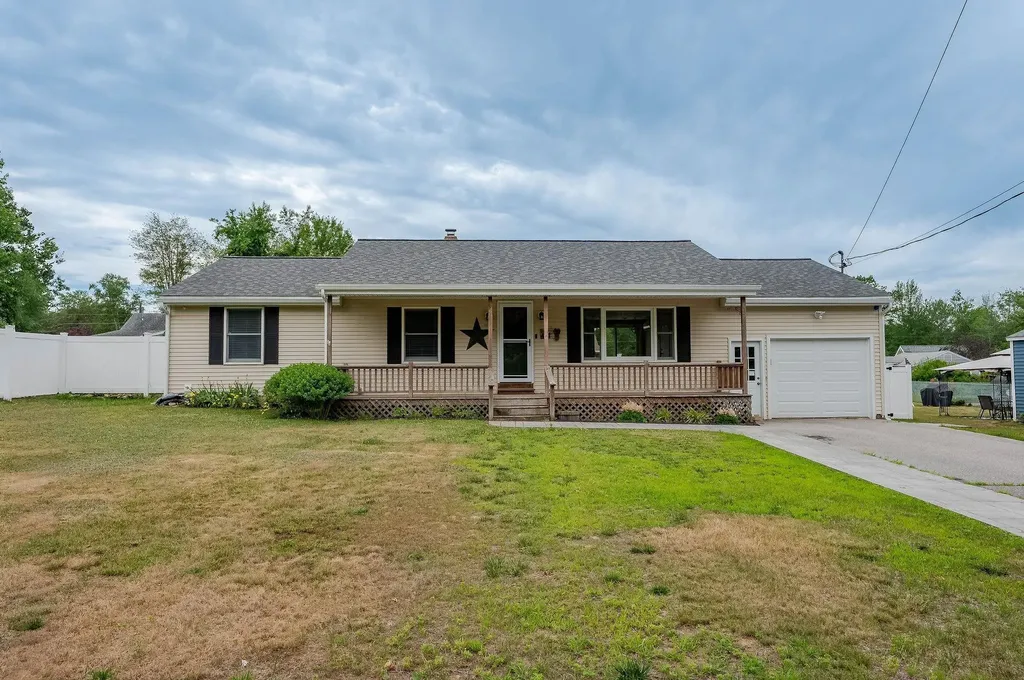 431 Salmon Falls Road Rochester NH 03868