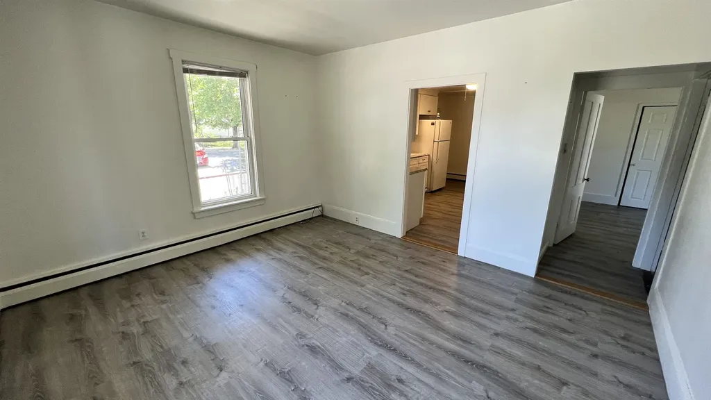 11 Sheridan Avenue Rochester NH 03867