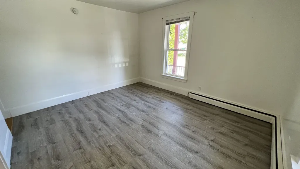 11 Sheridan Avenue Rochester NH 03867