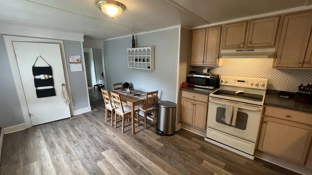 11 Sheridan Avenue Rochester NH 03867