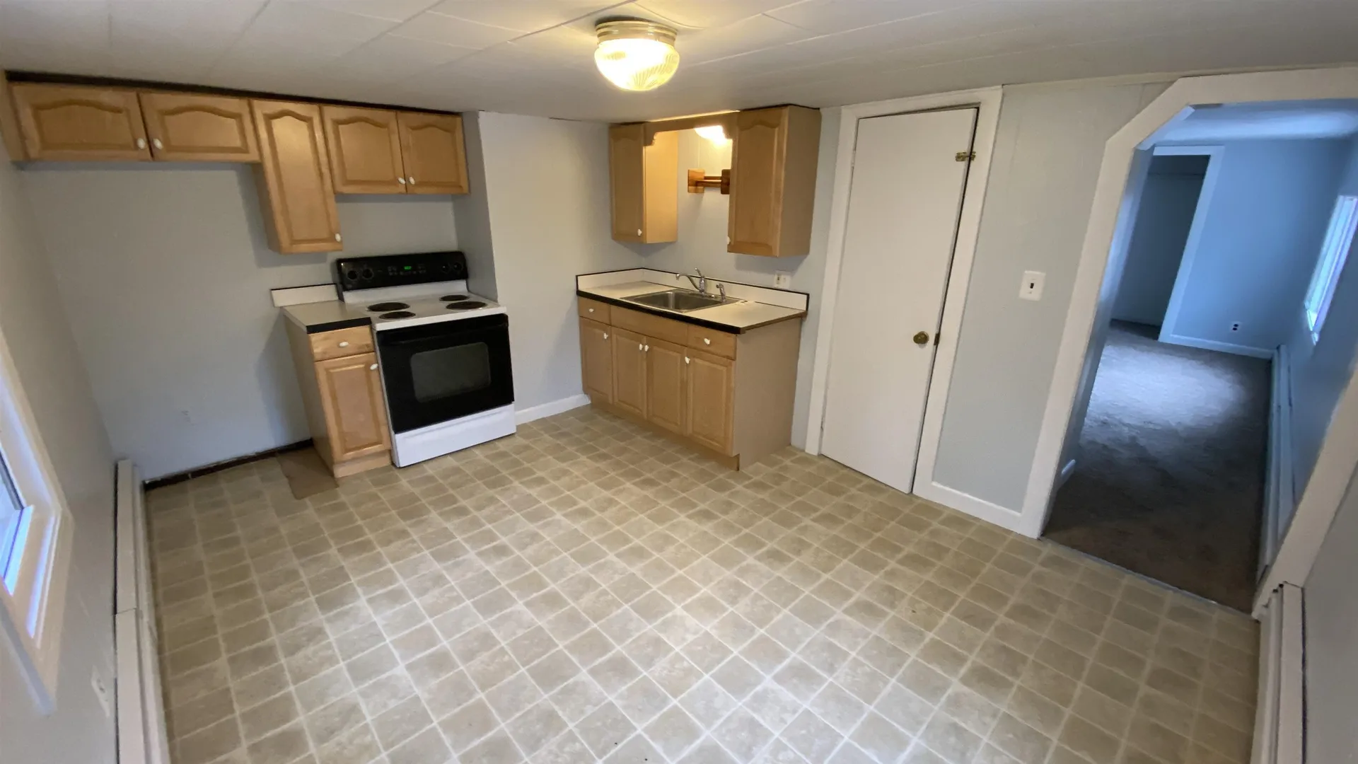 11 Sheridan Avenue Rochester NH 03867
