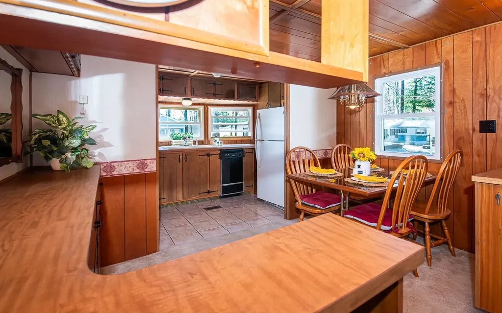 309 Friar Tuck Drive Exeter NH 03833