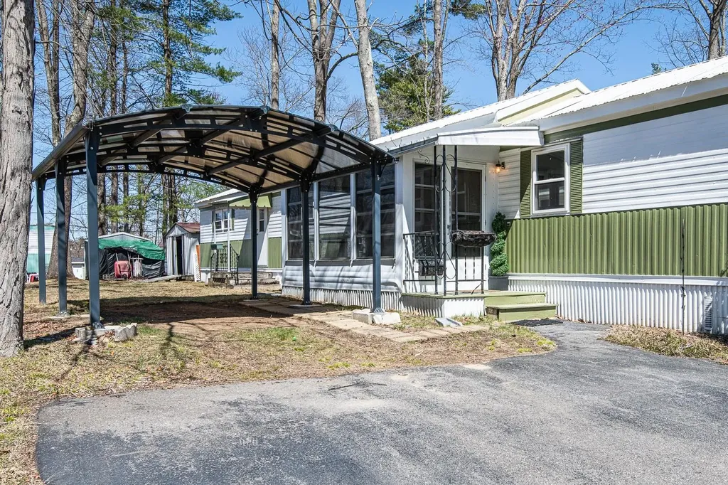 309 Friar Tuck Drive Exeter NH 03833