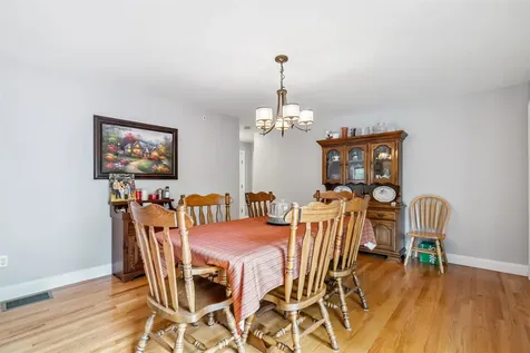 11 Brentwood Road Danville NH 03819