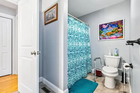 11 Brentwood Road Danville NH 03819