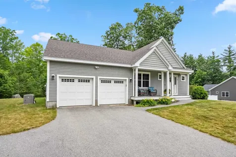 11 Brentwood Road Danville NH 03819