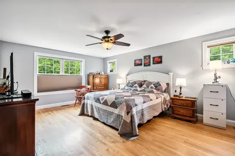 11 Brentwood Road Danville NH 03819