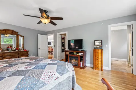 11 Brentwood Road Danville NH 03819