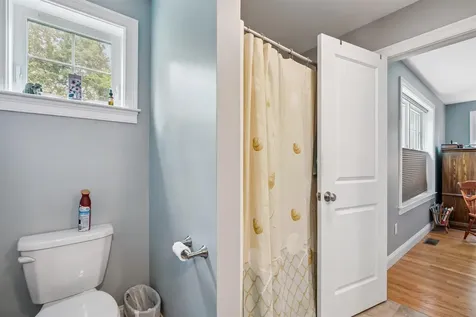 11 Brentwood Road Danville NH 03819