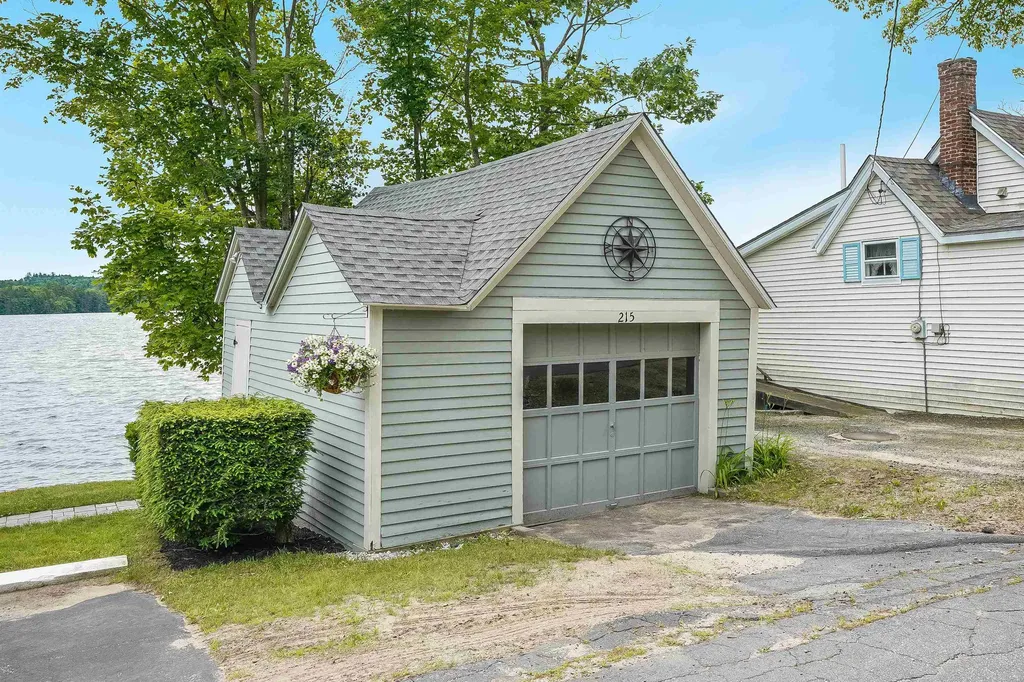 215 Lake Shore Drive Franklin NH 03235