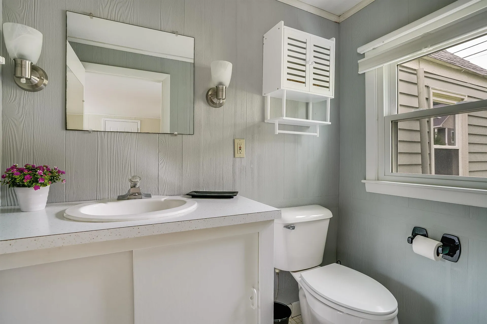 215 Lake Shore Drive Franklin NH 03235