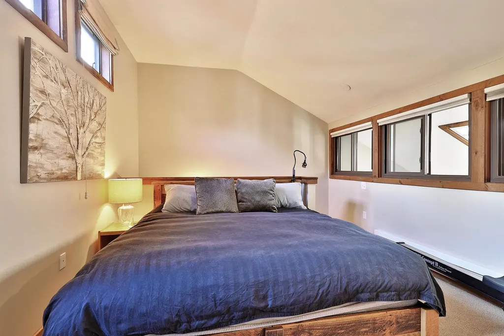 19 Kettlebrook Road Ludlow VT 05149