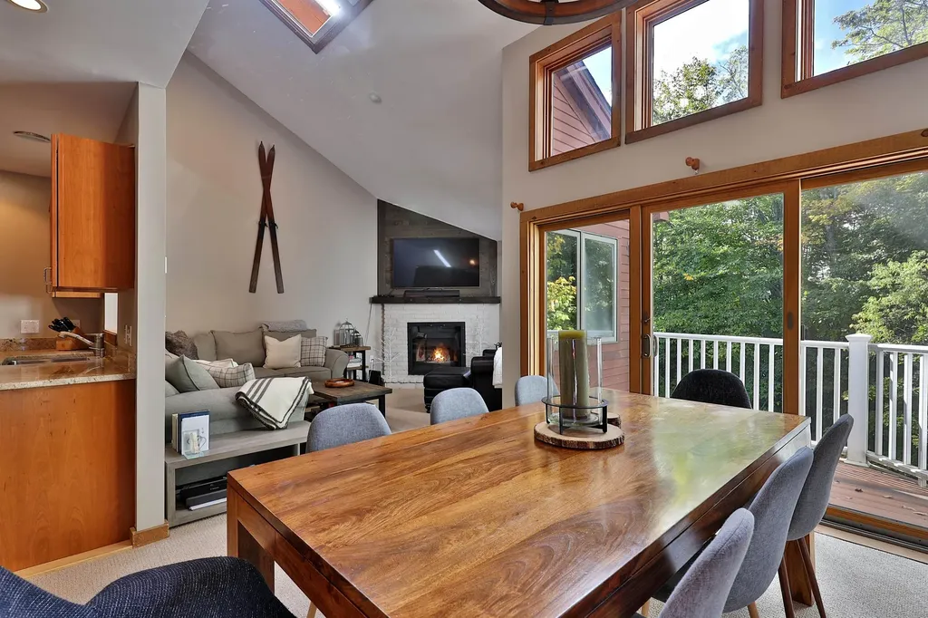 19 Kettlebrook Road Ludlow VT 05149