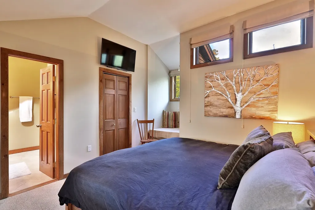 19 Kettlebrook Road Ludlow VT 05149