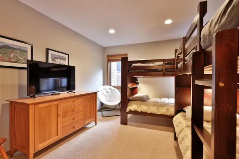 19 Kettlebrook Road Ludlow VT 05149