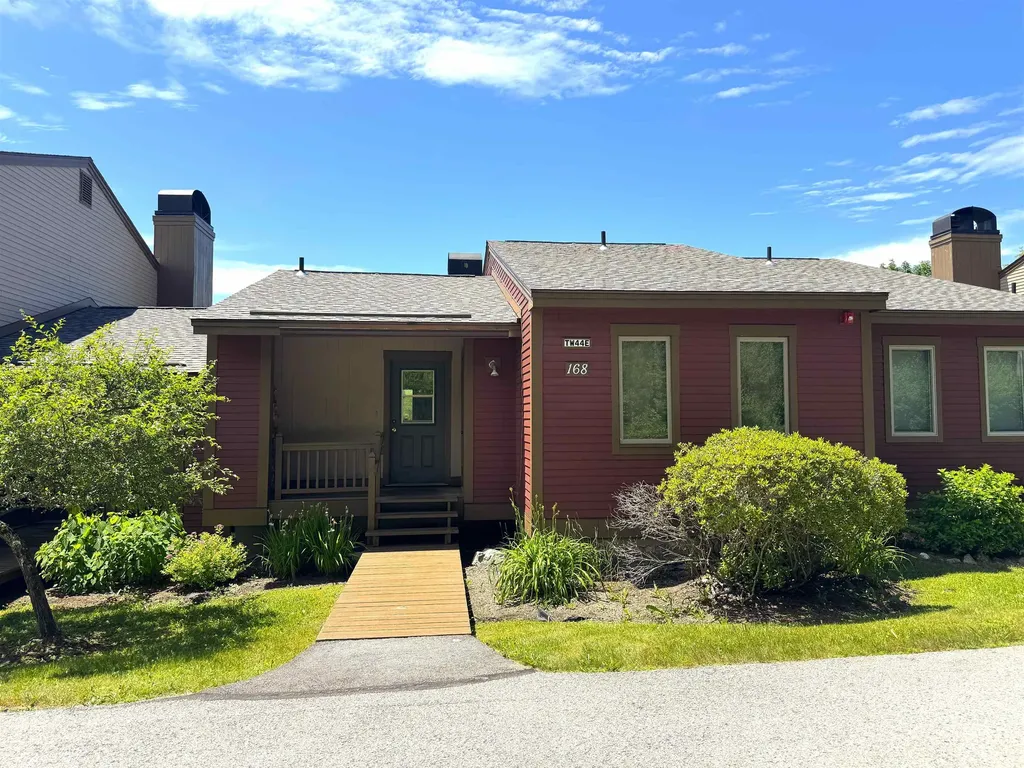 44 Tanglewood Lane Dover VT 05356