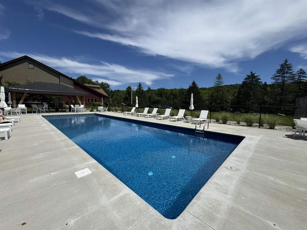 44 Tanglewood Lane Dover VT 05356