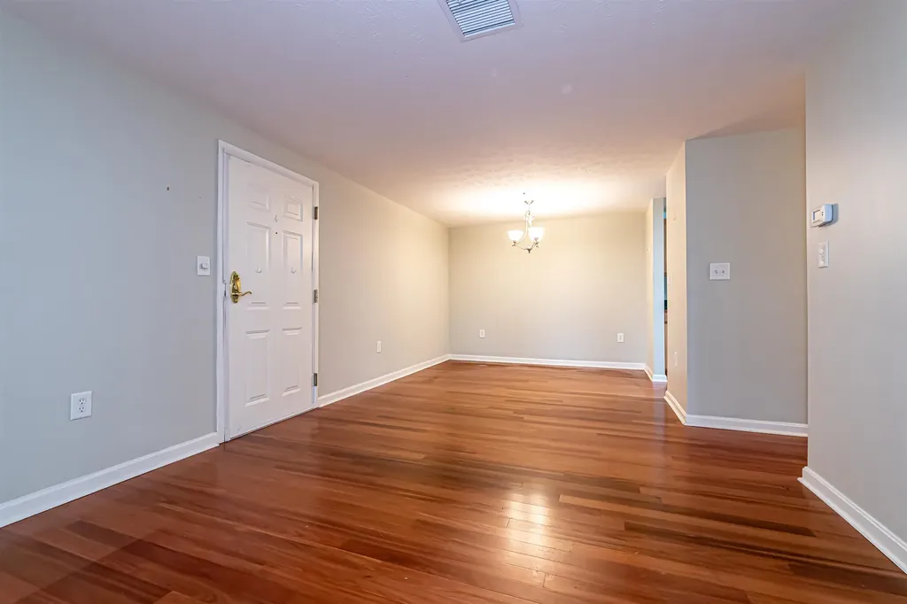 5 Crosswoods Path Boulevard Merrimack NH 03054