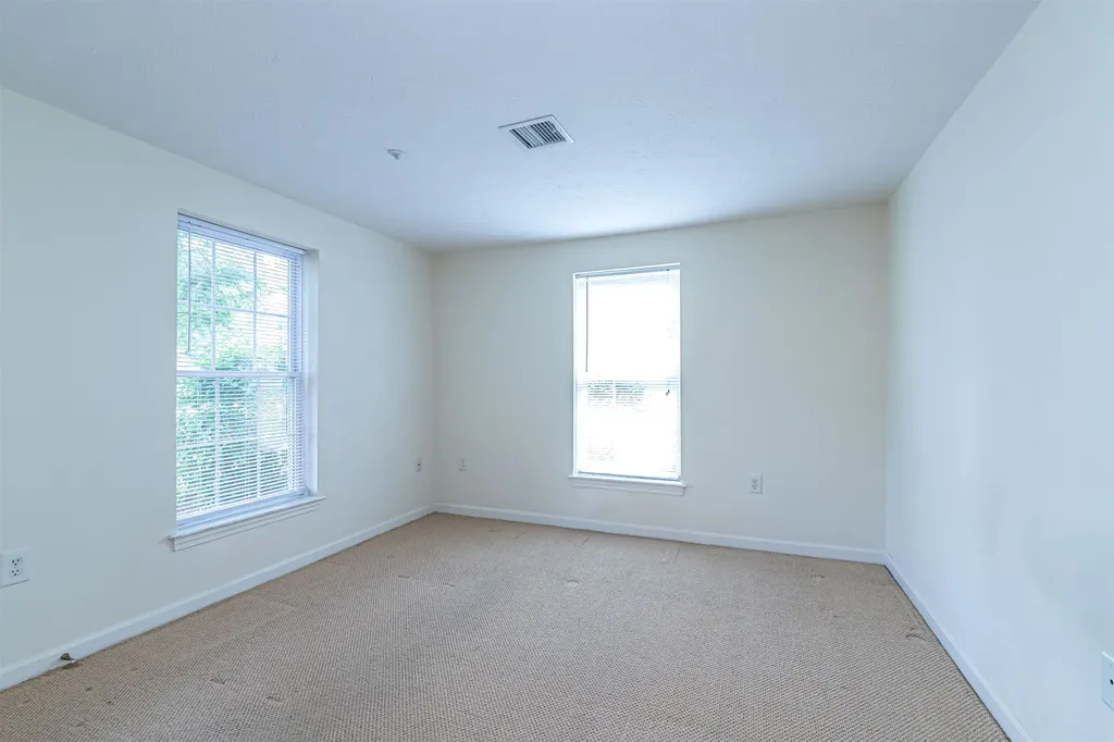 5 Crosswoods Path Boulevard Merrimack NH 03054