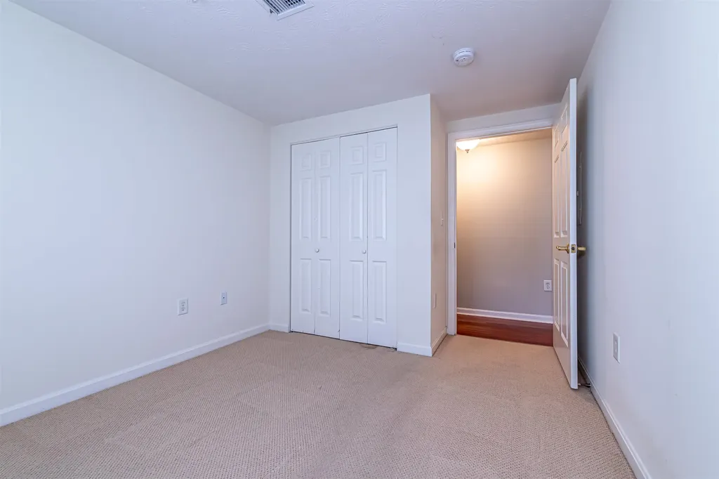 5 Crosswoods Path Boulevard Merrimack NH 03054