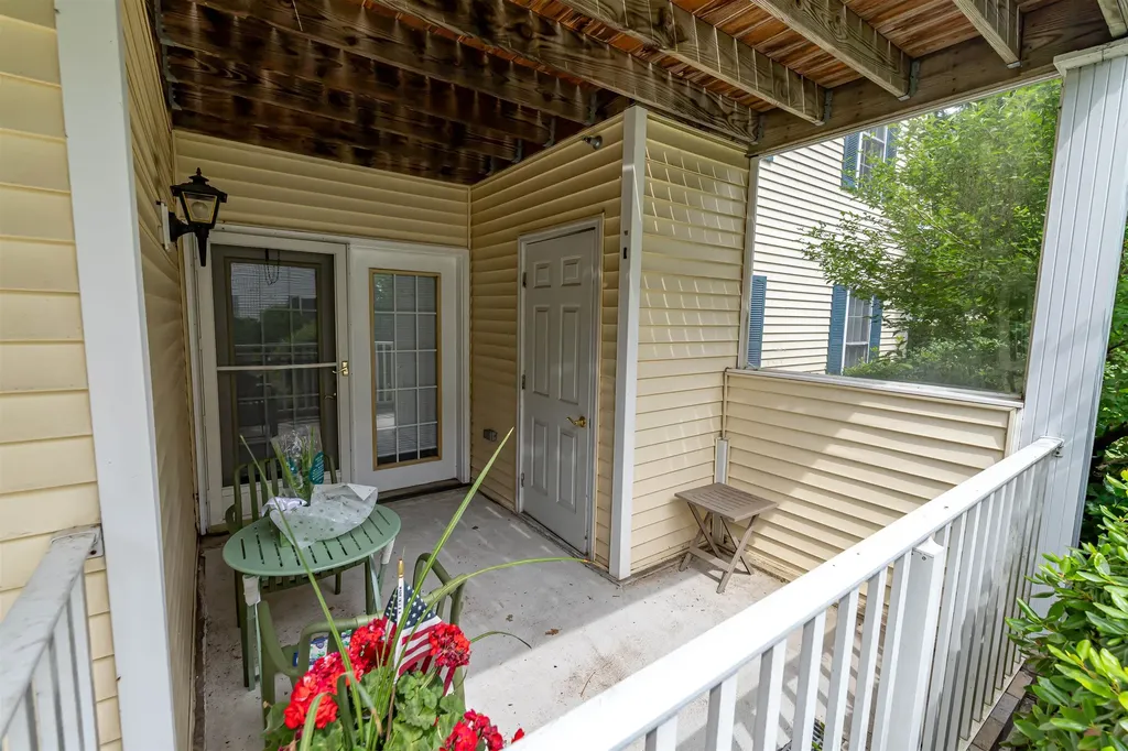 5 Crosswoods Path Boulevard Merrimack NH 03054