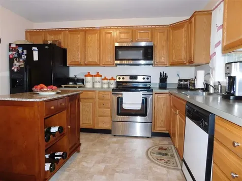65 Daniel Drive Wakefield NH 03830