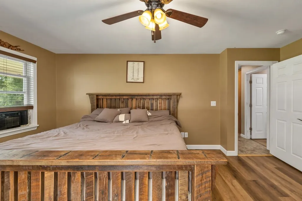 3 Holly Lane Brookfield NH 03872