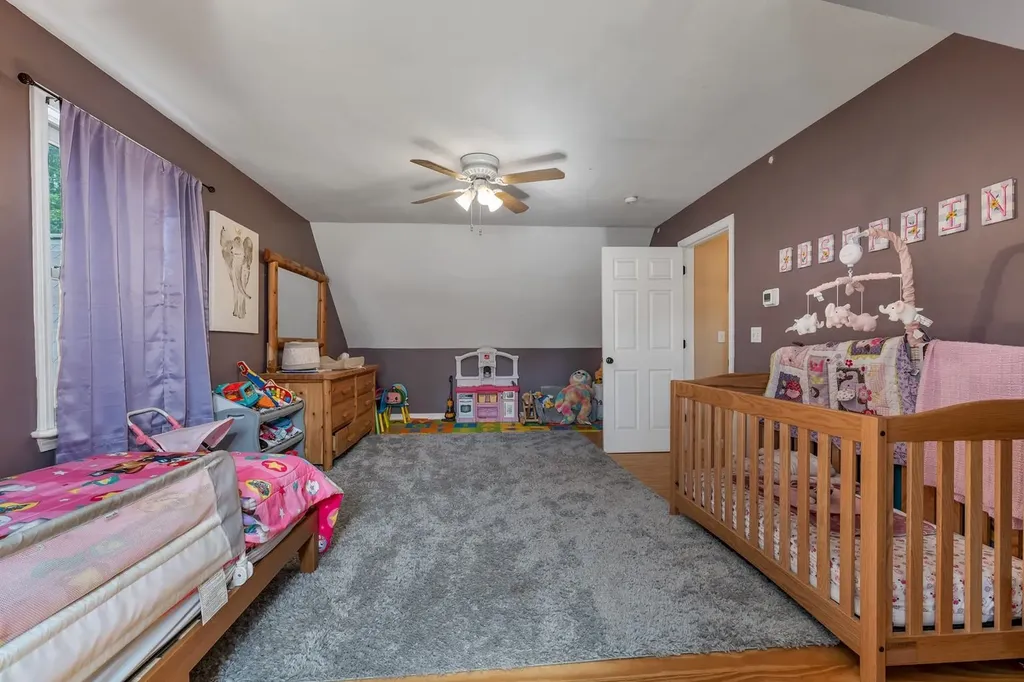 3 Holly Lane Brookfield NH 03872