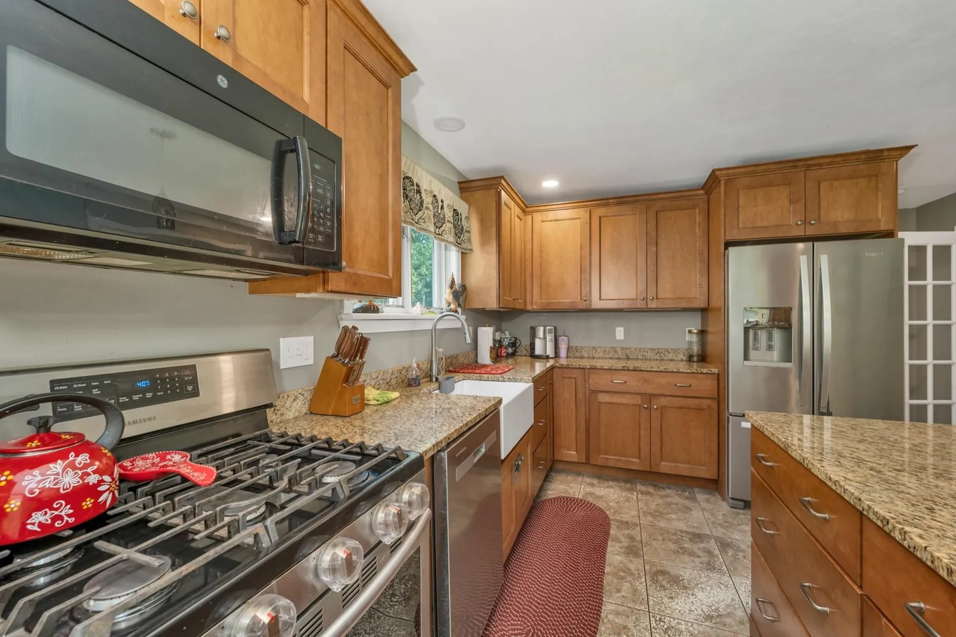 3 Holly Lane Brookfield NH 03872