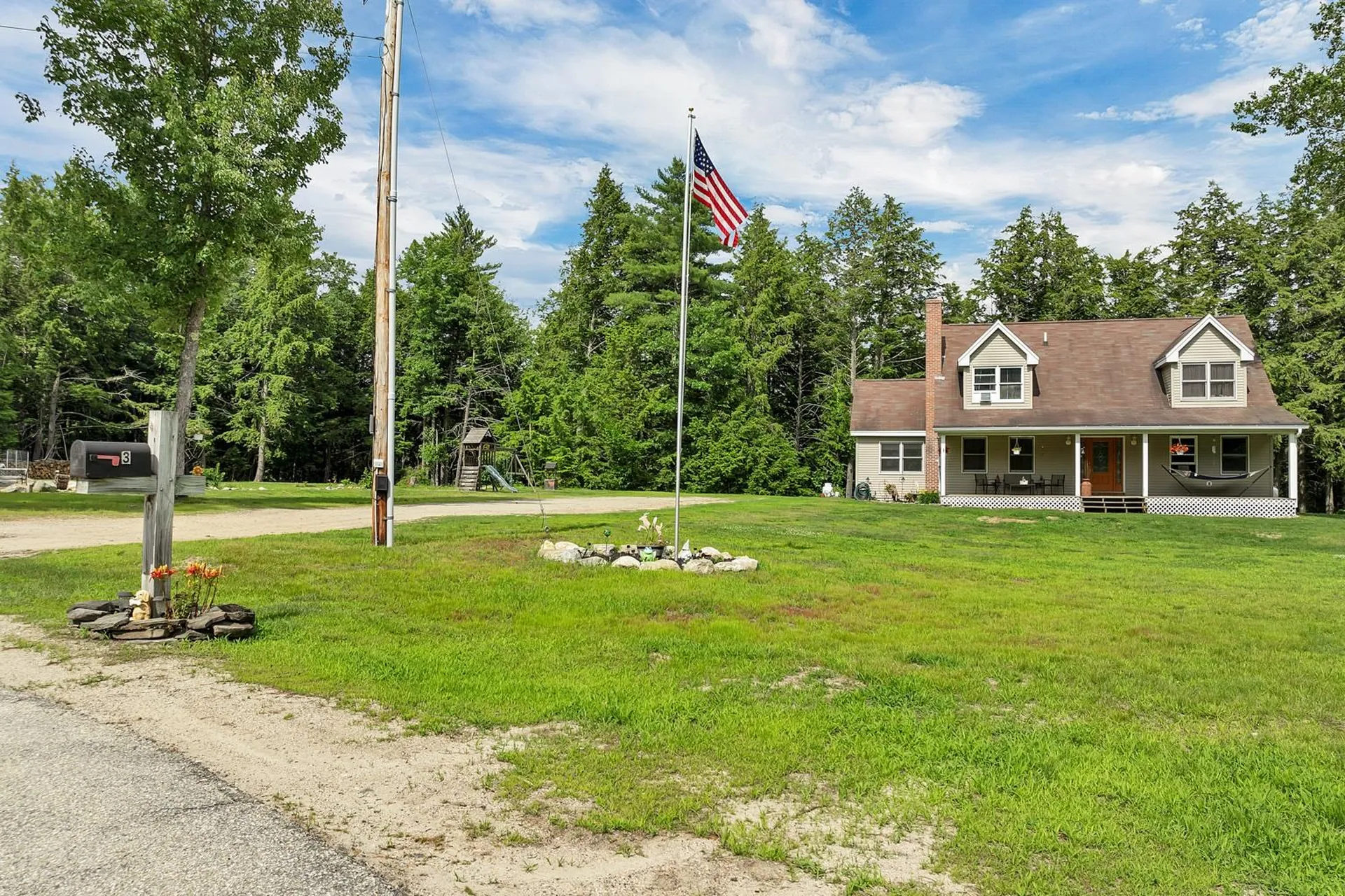 3 Holly Lane Brookfield NH 03872