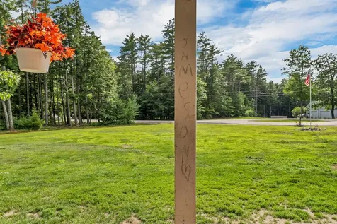 3 Holly Lane Brookfield NH 03872