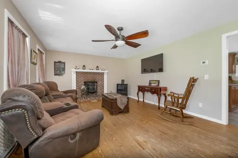3 Holly Lane Brookfield NH 03872