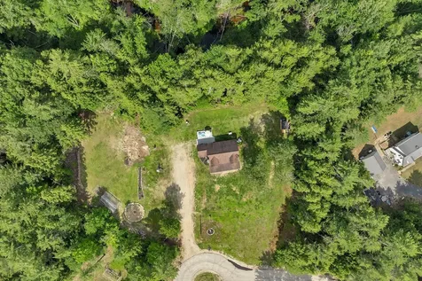 3 Holly Lane Brookfield NH 03872