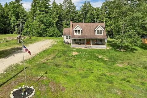 3 Holly Lane Brookfield NH 03872
