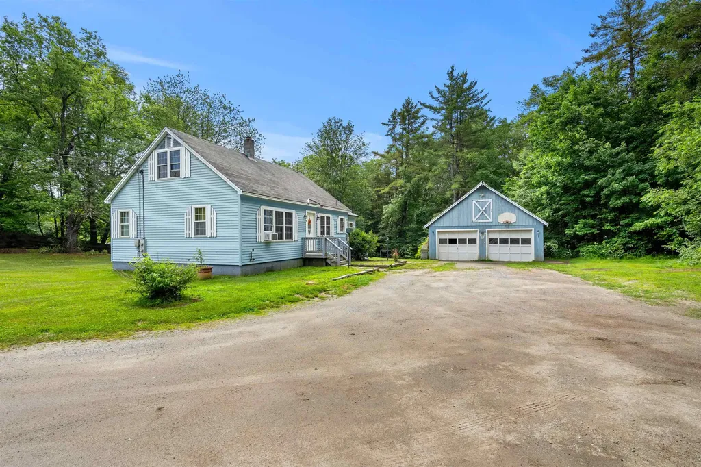 10 Merrill Way Deering NH 03244