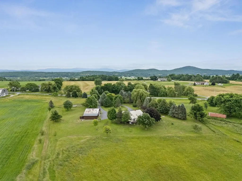 776 Vt Route 22a Panton VT 05491