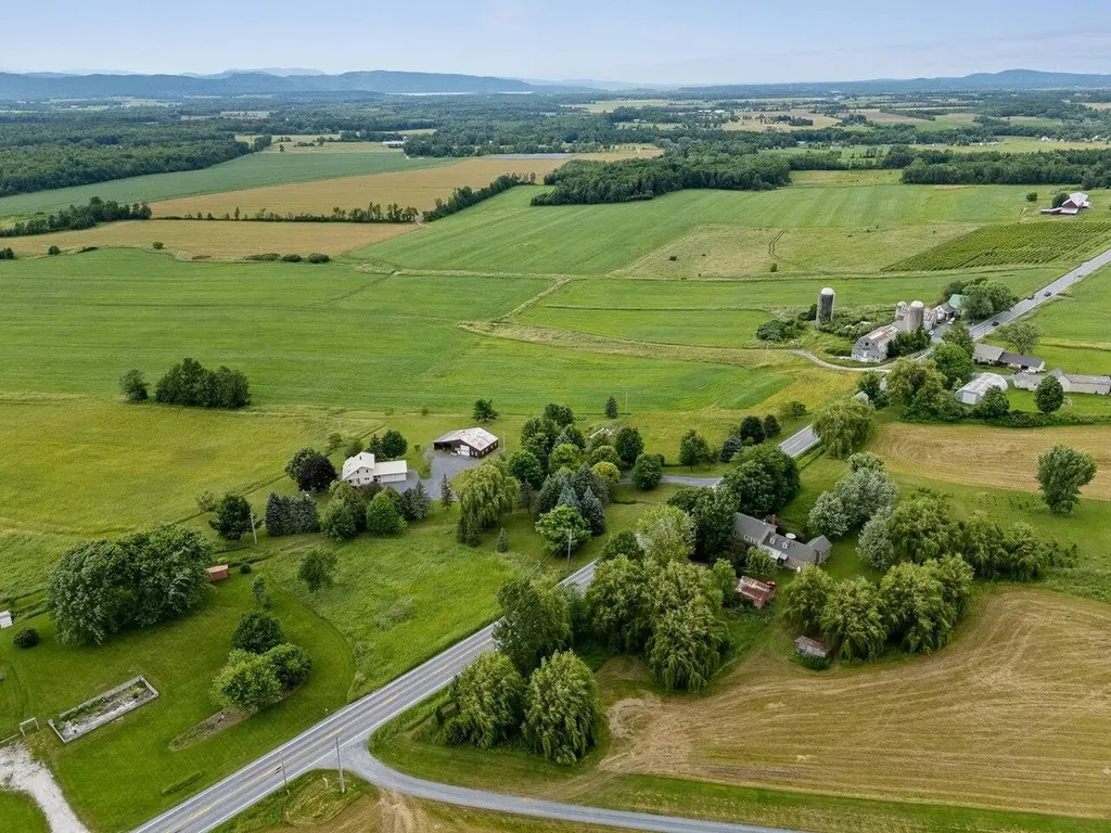 776 Vt Route 22a Panton VT 05491