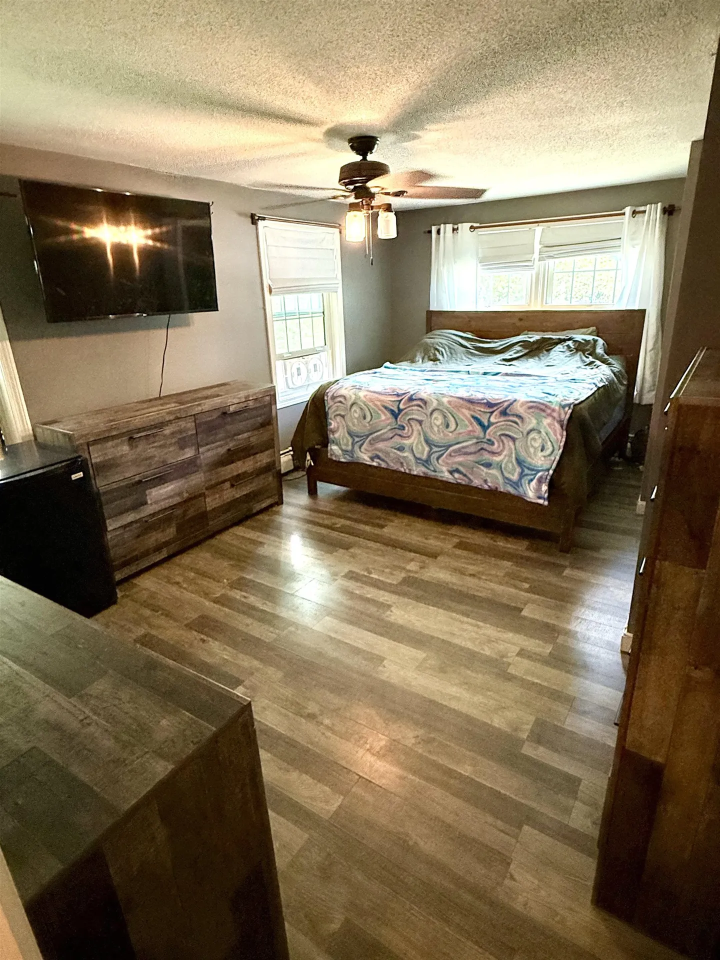 8 Kim Drive Nashua NH 03062