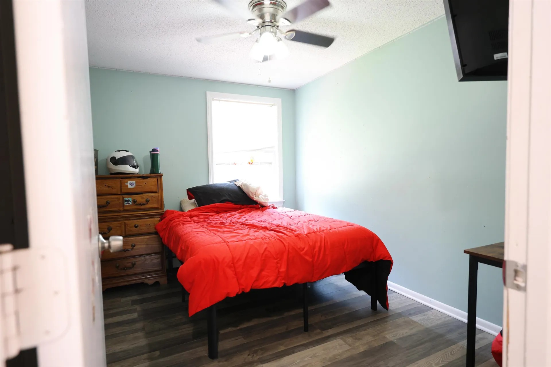 8 Kim Drive Nashua NH 03062