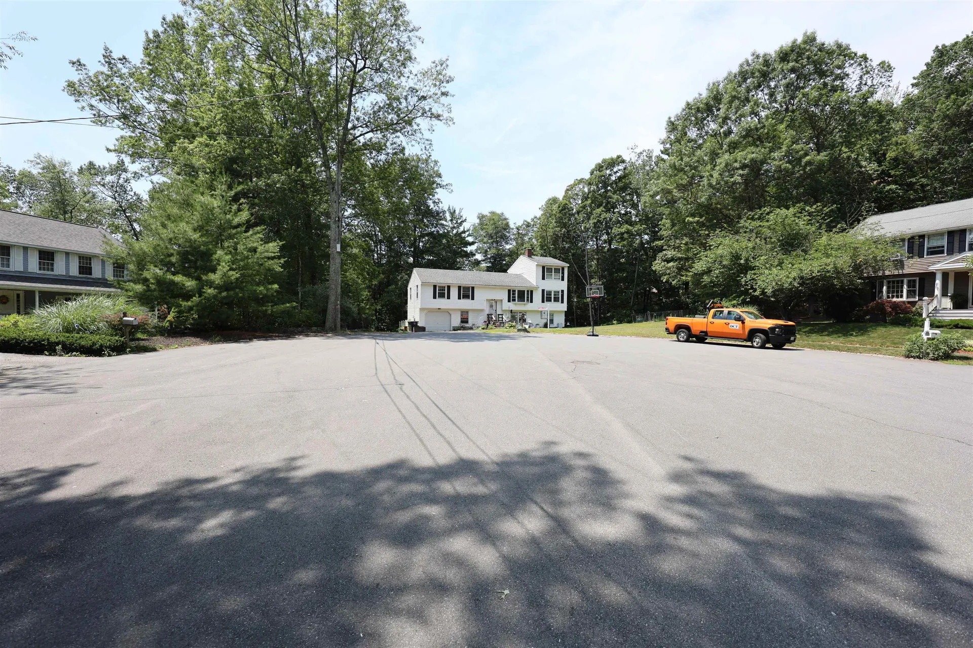 8 Kim Drive Nashua NH 03062