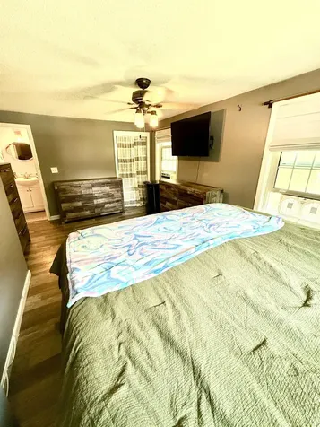 8 Kim Drive Nashua NH 03062