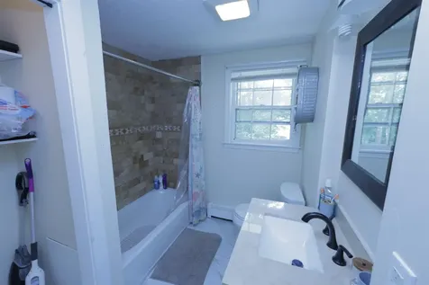 8 Kim Drive Nashua NH 03062