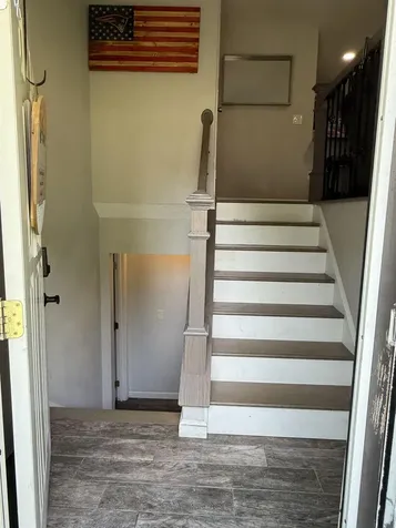 8 Kim Drive Nashua NH 03062