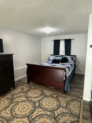 8 Kim Drive Nashua NH 03062