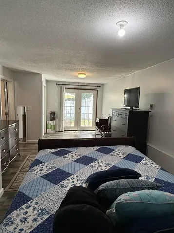 8 Kim Drive Nashua NH 03062