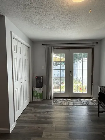 8 Kim Drive Nashua NH 03062