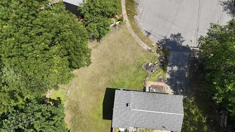 8 Kim Drive Nashua NH 03062